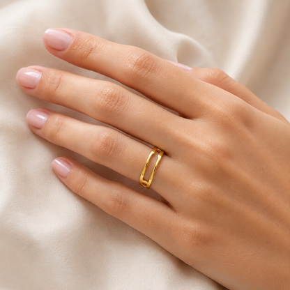 Key Line Finger Ring