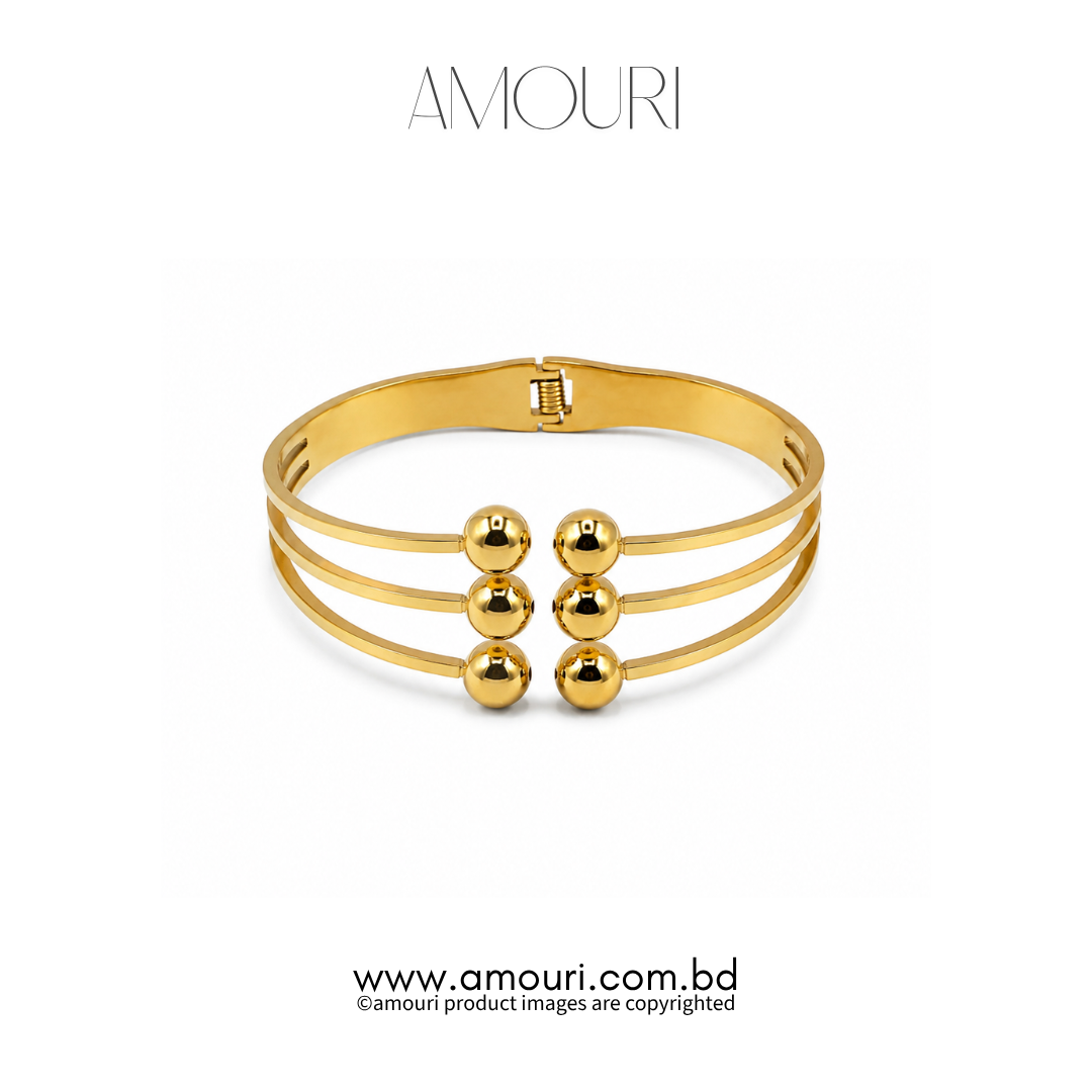 Stella Bangle