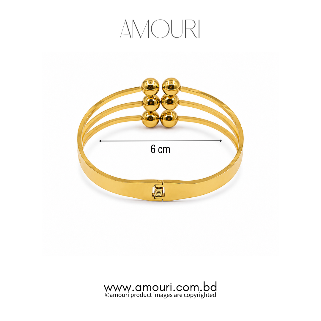 Stella Bangle